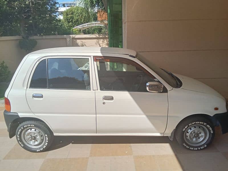 Daihatsu Cuore 2008 5