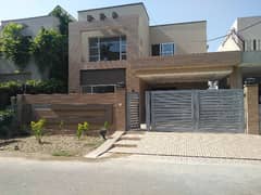 12 MARLA BRAND NEW HOUSE FOR SALE