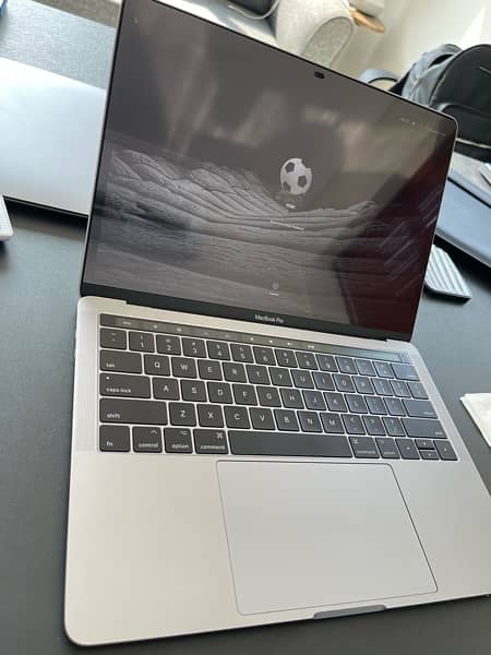 MacBook Pro 13 inches 2017 2