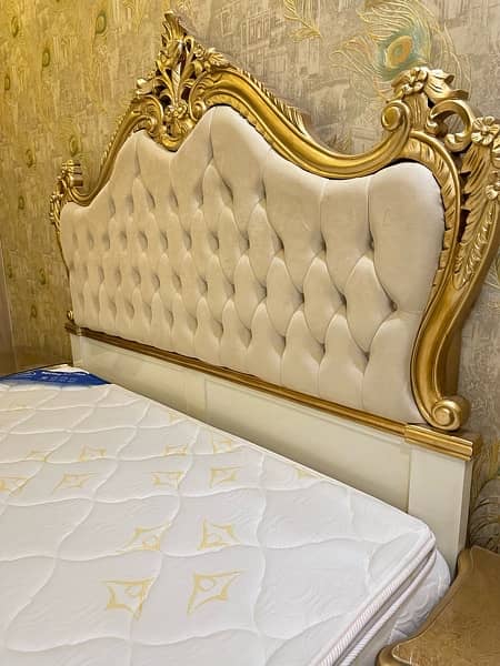 Victorian style royal bed set 0