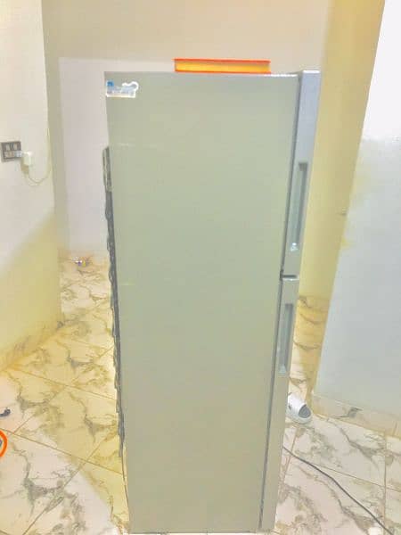 Haier fridge 82(kg) 3