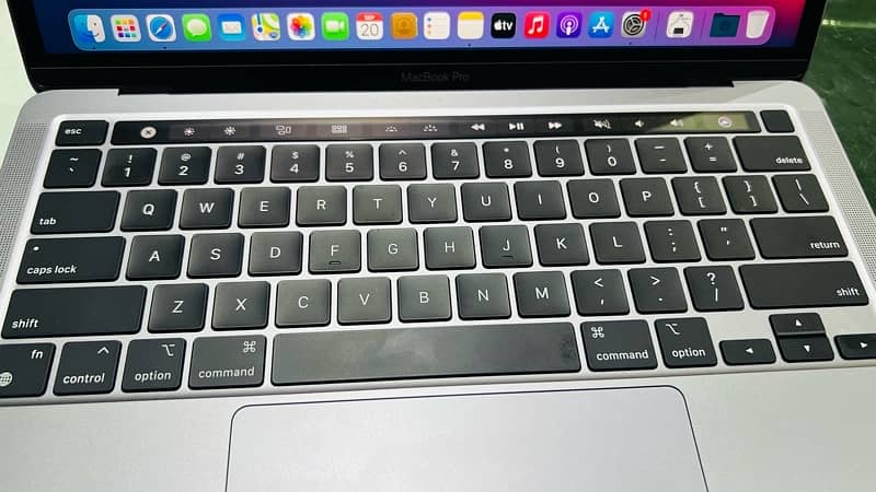 Macbook Pro M1 2020 13” 8GB 512GB 100% Battery 10