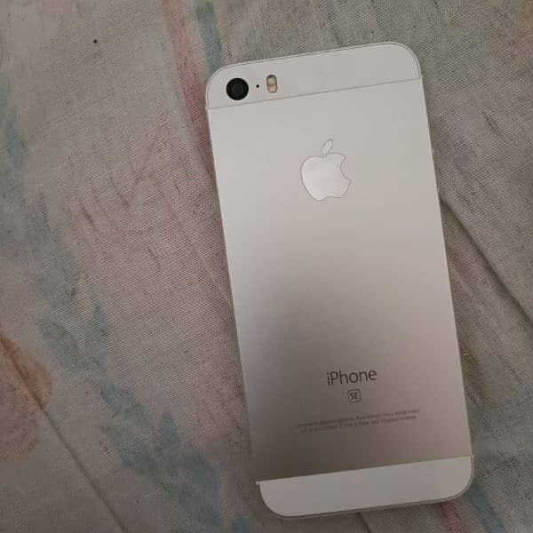 I phone 5 Se 64 gb 10 by 10 Original condition 1