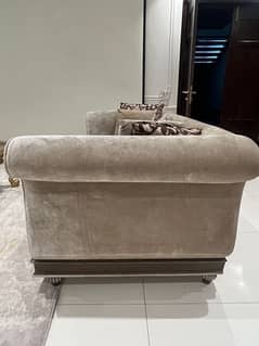 MODERN SOFAS FOR SALE! 40k each