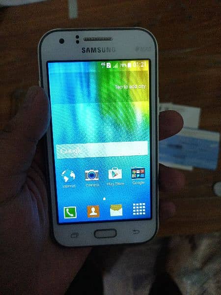 samsung Galaxy j1 with box and charger 2