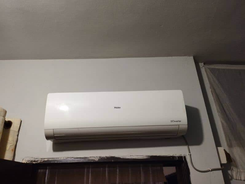 haier 1.5 ton AC DC inverter 1