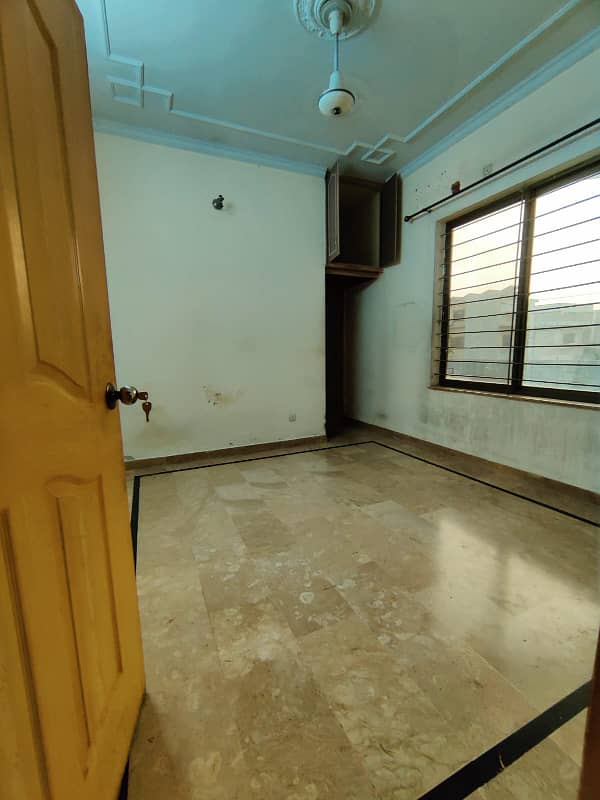 12 Marla upper portion for rent in G-15 5