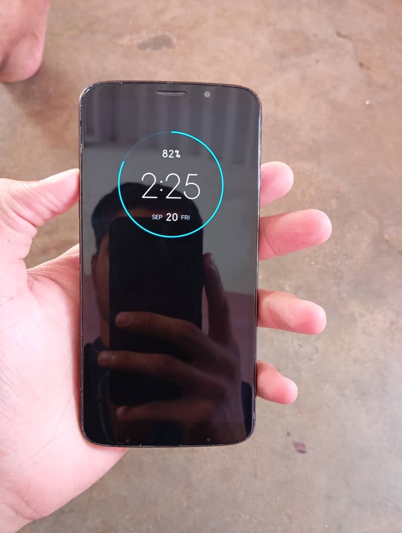 Moto Z3 4GB Ram 64GB Rom Snapdragon 835 Best Gaming Phone 3