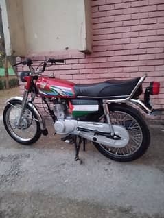 Honda 125 2023 lush condition 03335373973