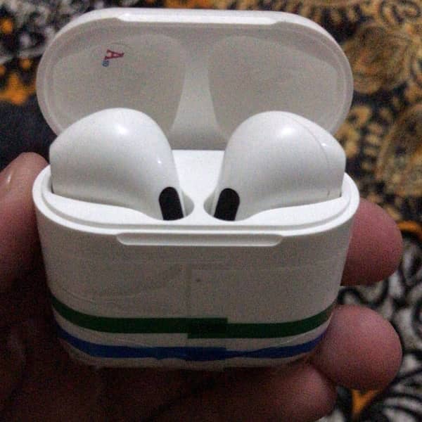 M90 / Pro 4 & Ultrapods Max  Earbuds For Sale whtsapp num #03265949331 0