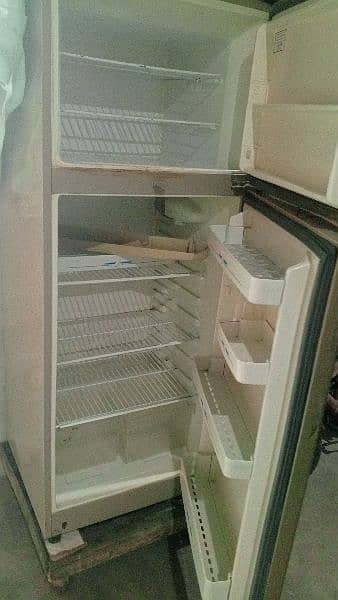 Haier refrigerator in good condition 8