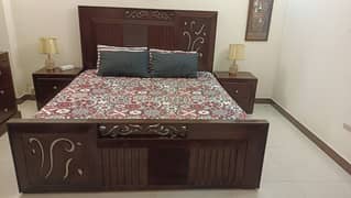 Wooden Affordable Bed Set with Dressing Table