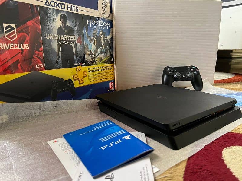 Ps4 slim sealed latest model 10/10 4