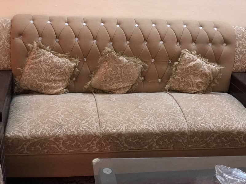 5seater sofa with dewan and tables is up for sale 0