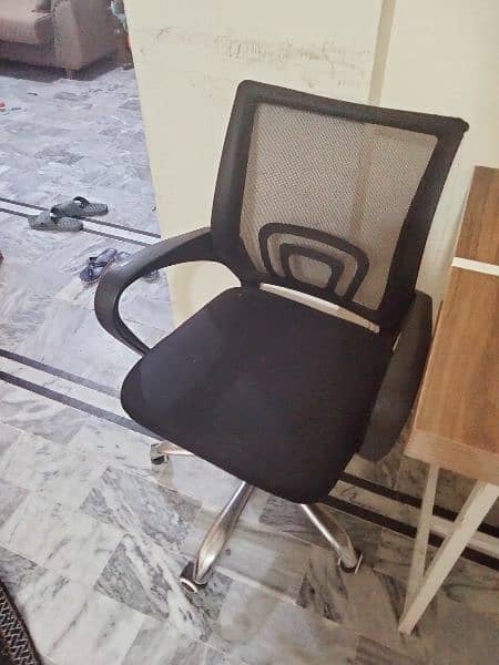 office table and office chair pair for sale 1