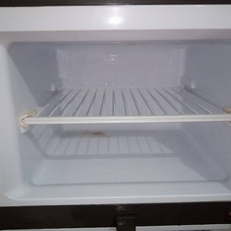 Haier Fridge (Model HRF-205 TM Freezer) 6