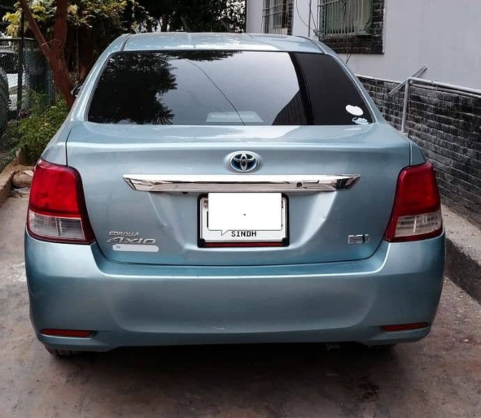 Toyota Corolla Axio 2013 1