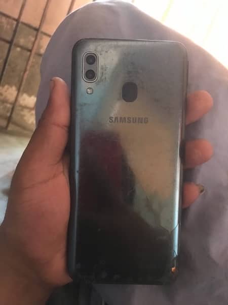 samsung galaxy A20 1