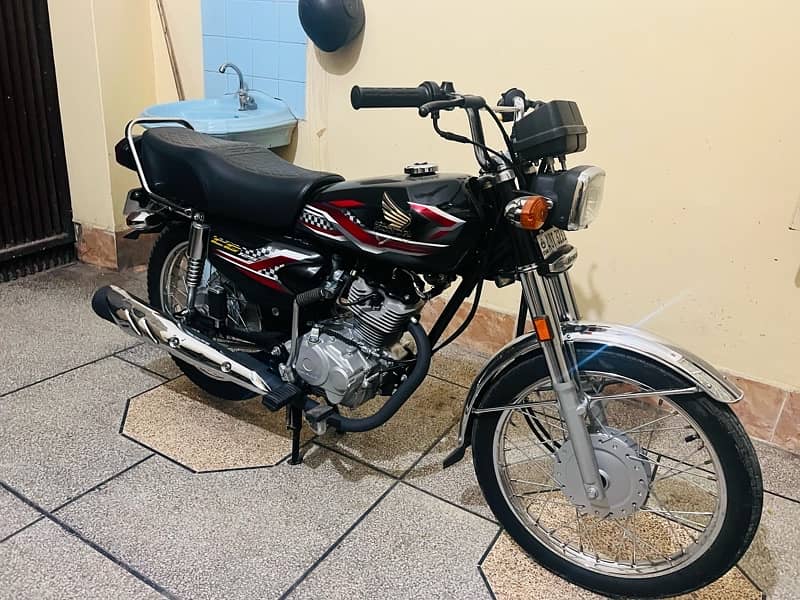 honda 125 2024 4