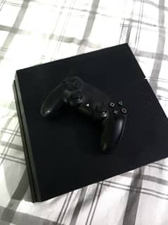 Ps4 1tb fat Mint condition jailbreak 9.00 stable Negotiable