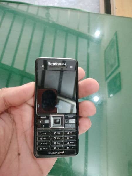 Sony Ericsson c902 1