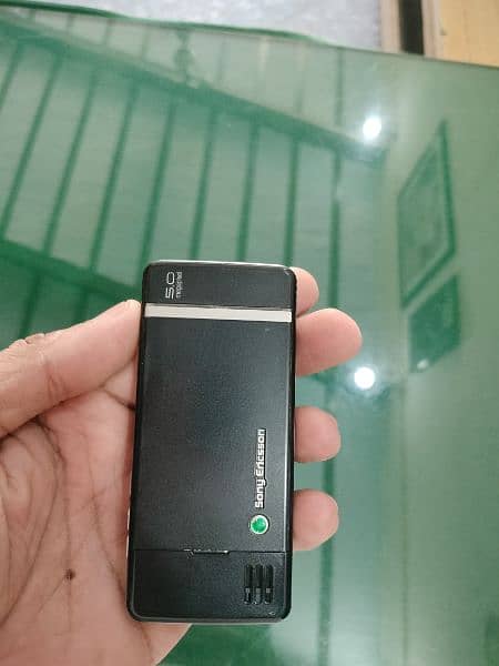 Sony Ericsson c902 4