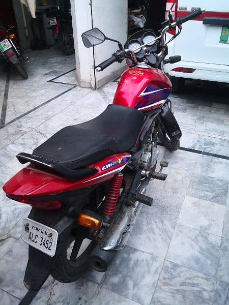 Honda CB 125f self start (special edition) 2