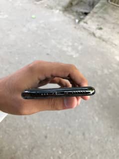 iphone 11pro ( 64 GB ) PTA-BLOCKED