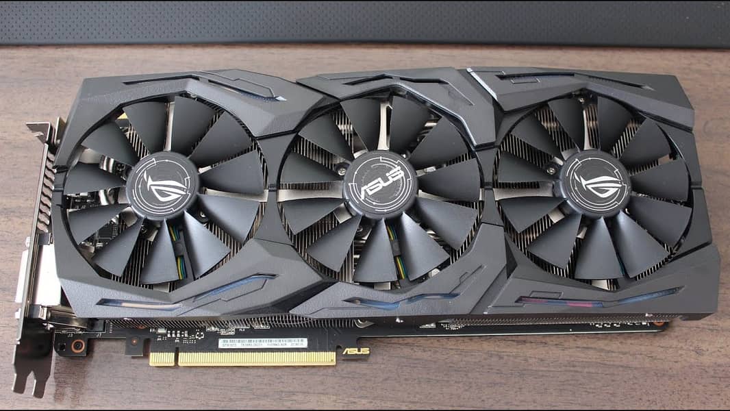 Asus ROG Strix GTX 1070 With Box 3