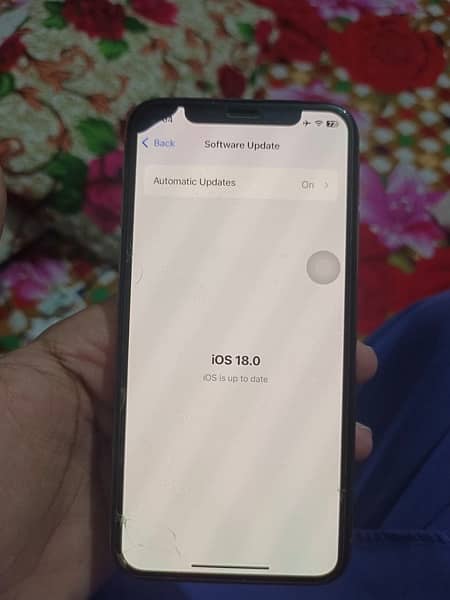 iPHONE XS (GOLDEN COLOUR) {256GB MEMORY} 3