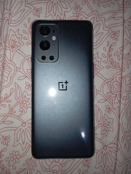 one plus 9 pro 12 25610 by 10 Dual sim working for sale. 1