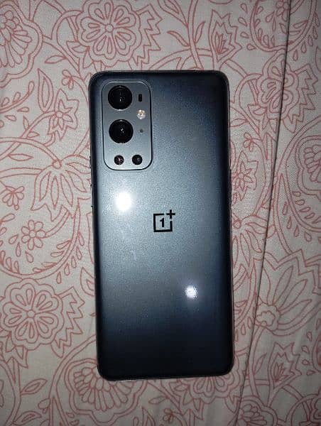 one plus 9 pro 12 25610 by 10 Dual sim working for sale. 7