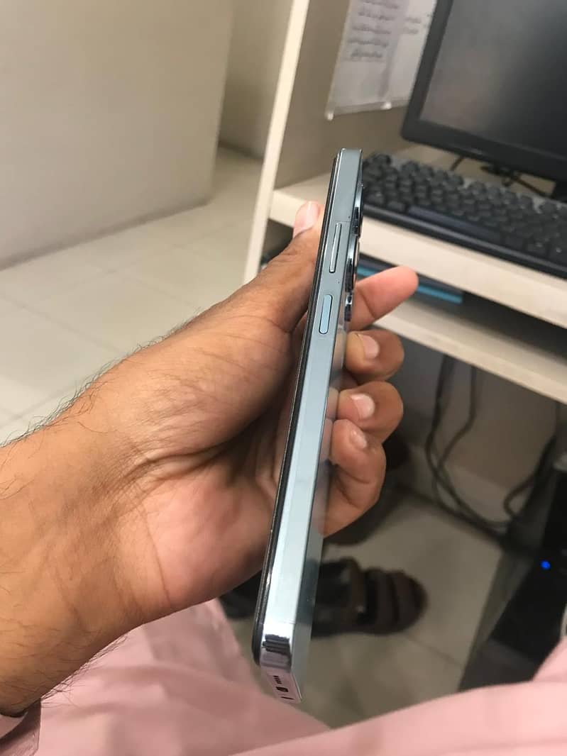 Infinix NOTE 30 10/10 condition one hand use 2