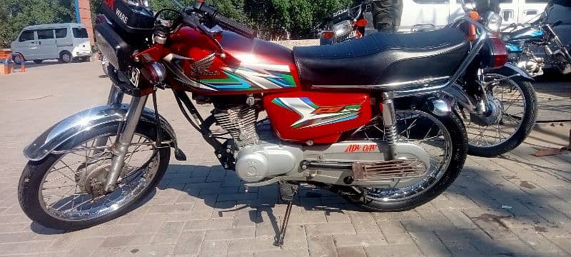 Honda 125 22/23 6