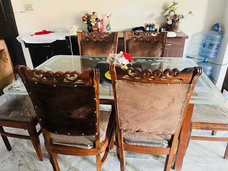 dining table with 6 chairs 1