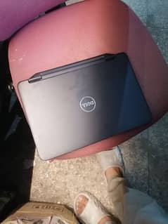 Dell i3 2nd generation 320G. 4Gb 2hours battery 0