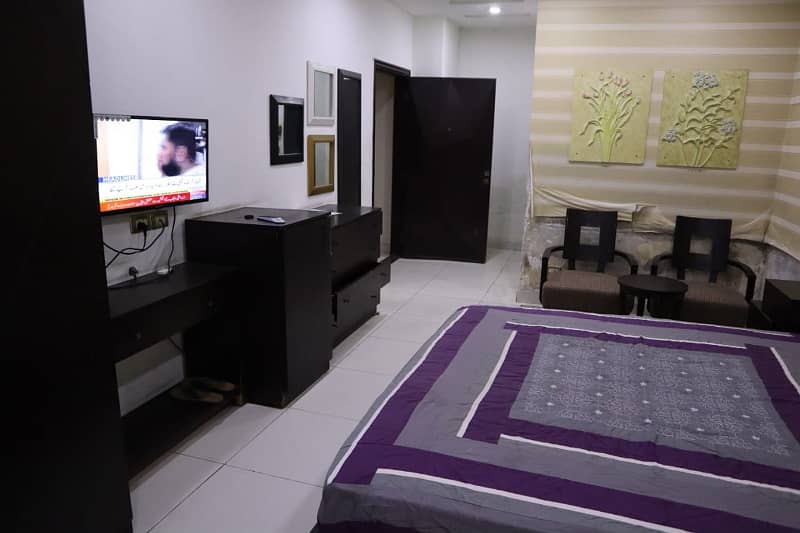 Vip Furnished Flat Available For Sale In Kohinoor City Faisalabad 1