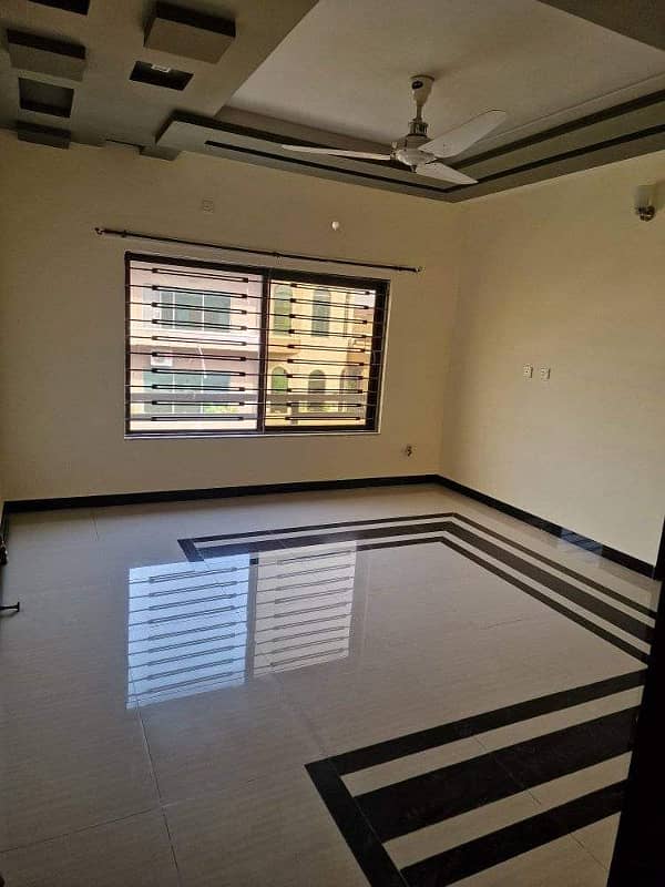 1 Kanal Upper Portion Up For Rent On Very Prime Location Dha Phase 2 Islamabad 11