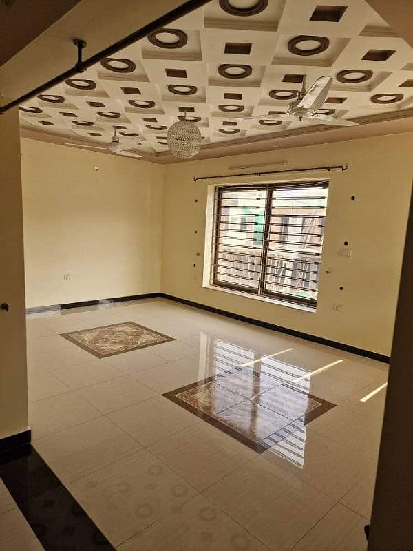 1 Kanal Upper Portion Up For Rent On Very Prime Location Dha Phase 2 Islamabad 3