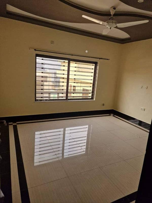 1 Kanal Upper Portion Up For Rent On Very Prime Location Dha Phase 2 Islamabad 11