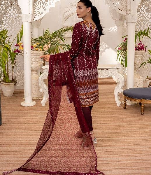 3 piece Suit Malai lawn 11