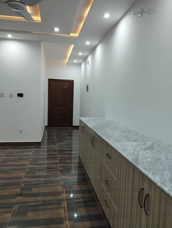 Upper Portion Available For Rent 5