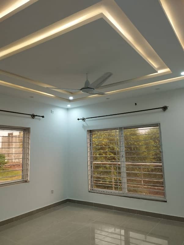 Upper Portion Available For Rent 6