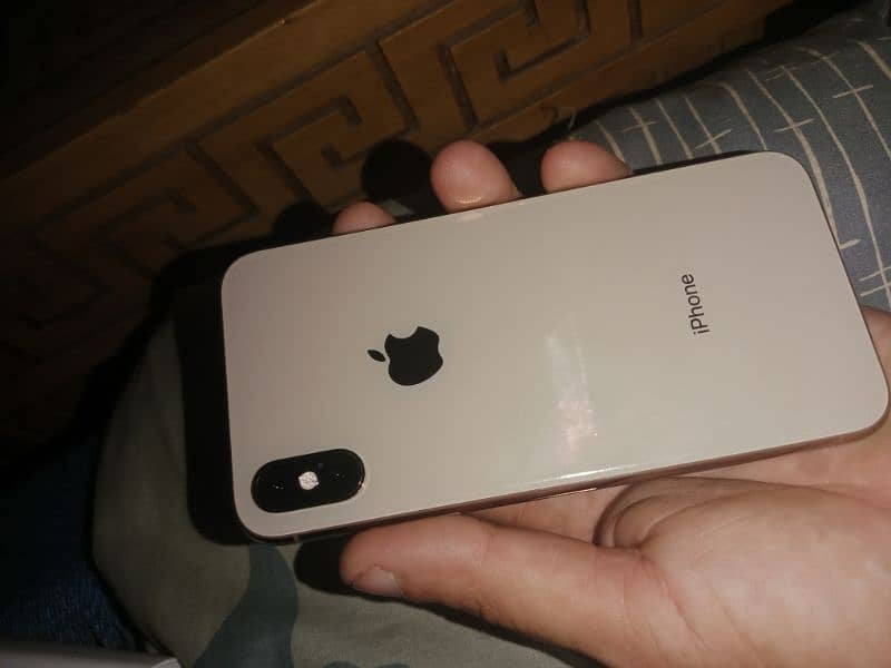 iphone xs for sell 3