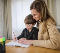 Female Home tutor Job