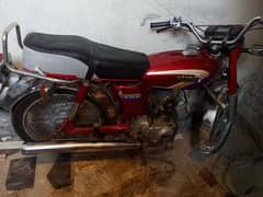 Yamaha 2 Stoke totally genuine bike for sale