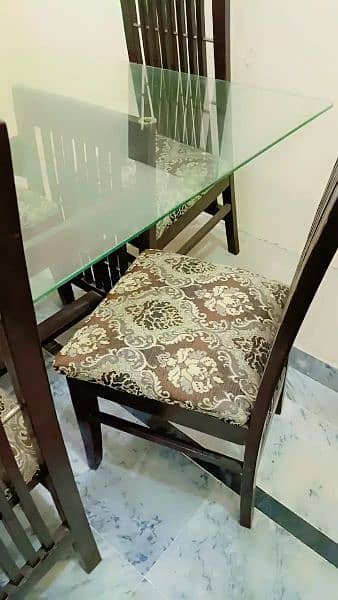 6 seater dining table with glass top 2