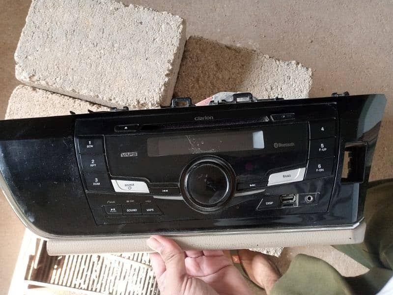 Toyota Gli auto panel and original mp3 player 0