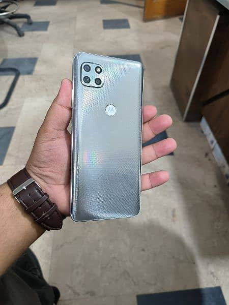 Motorola One 5g Ace 6/128 1