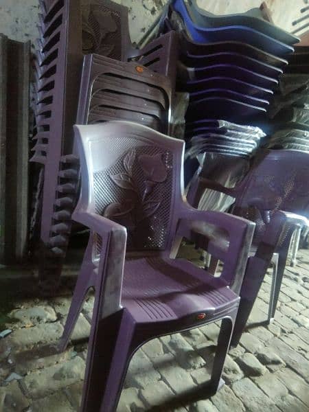 Plastic chairs with low price good quality delivery available 13